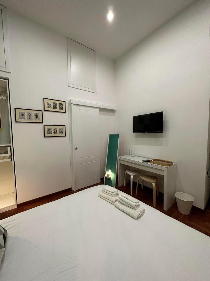 La Stanza Di Eleonora Bed & Breakfast Napoli Bagian luar foto